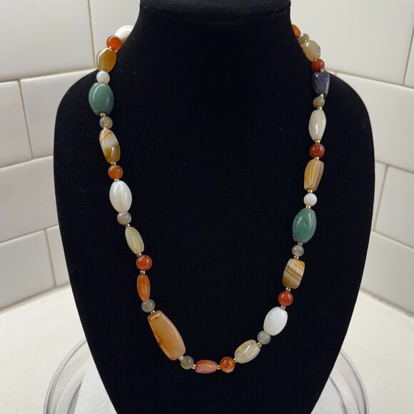 Gorgeous Vintage Stone Necklace - Picture 1 of 7